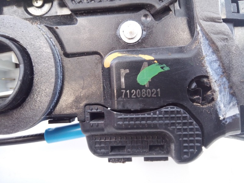 Recambio de cerradura puerta trasera derecha para toyota c-hr hybrid dynamic plus referencia OEM IAM 71208021  E2-B4-60-1