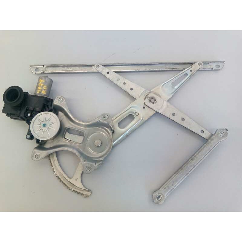 Recambio de elevalunas delantero derecho para toyota prius+ eco referencia OEM IAM 8571062010 0620204011 E2-B4-3-1