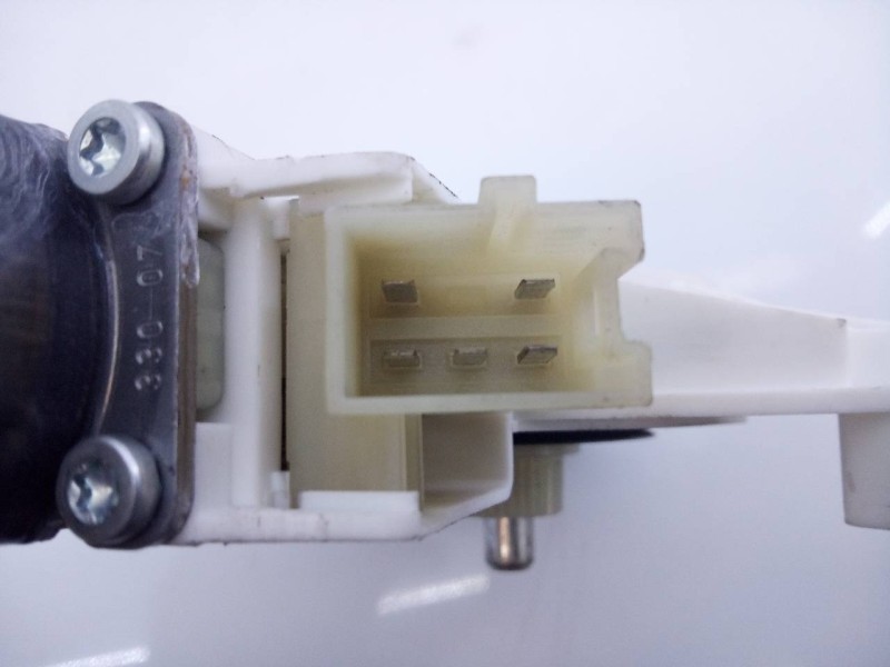 Recambio de motor elevalunas delantero derecho para mercedes-benz clase c (w204) berlina c 220 cdi (204.008) referencia OEM IAM 