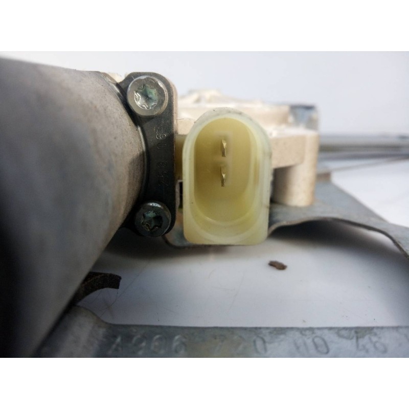 Recambio de elevalunas delantero izquierdo para mercedes-benz sprinterii caja cerrada (desde 01.06) 318/319 cdi (906.631/633/635