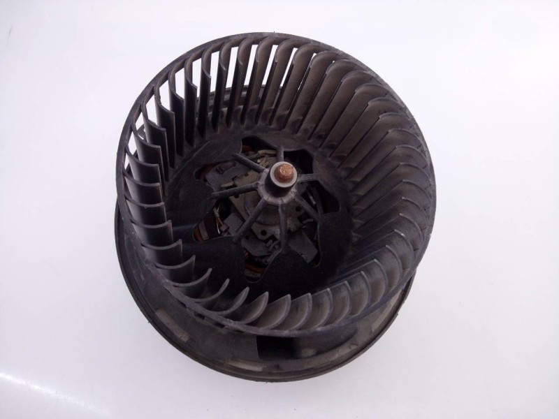 Recambio de ventilador calefaccion para bmw serie 3 cabrio (e93) 320d referencia OEM IAM 985467W  E3-A2-23-4