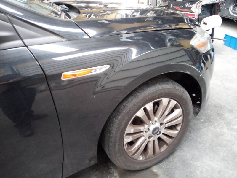 Recambio de aleta delantera derecha para ford mondeo ber. (ca2) trend referencia OEM IAM   