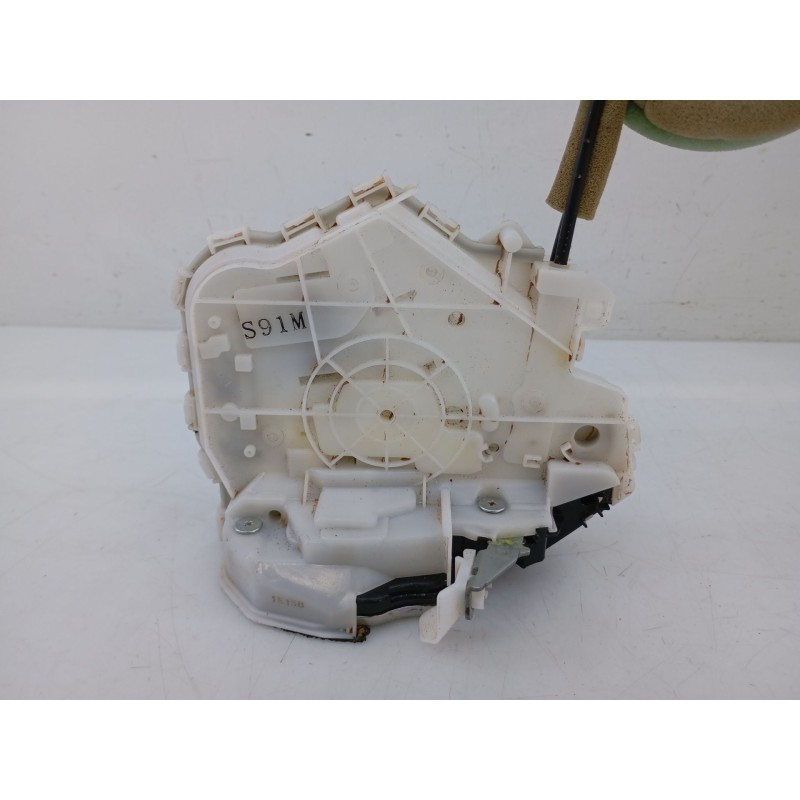 Recambio de cerradura puerta trasera derecha para mazda cx-30 e-skyactiv-g referencia OEM IAM   