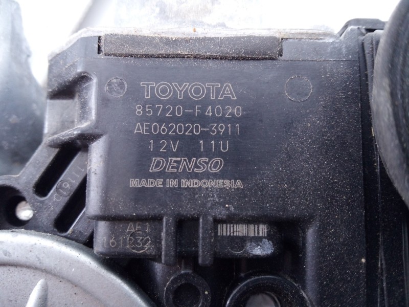 Recambio de elevalunas trasero derecho para toyota c-hr hybrid dynamic plus referencia OEM IAM 69830F4010  E2-B4-39-2