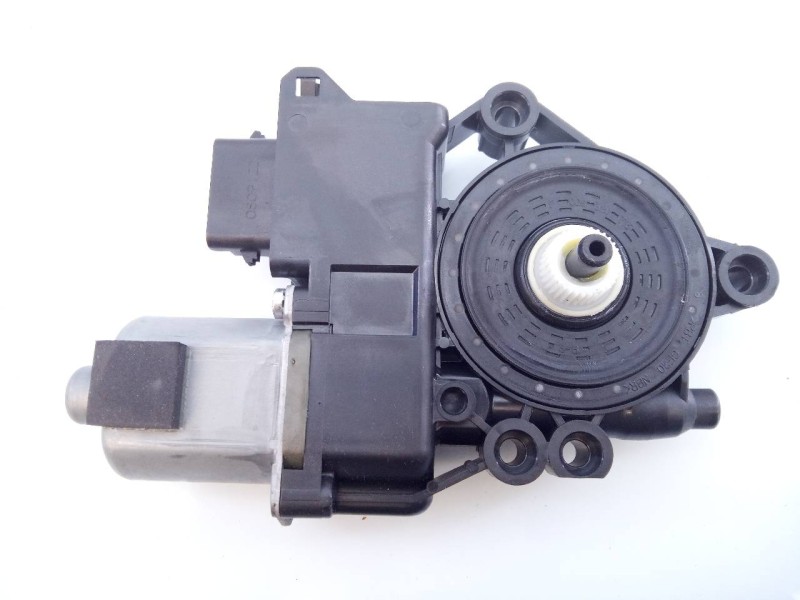 Recambio de motor elevalunas trasero derecho para hyundai i40 style referencia OEM IAM 834603Z010  E2-B5-18-1