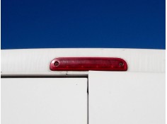 LUZ CENTRAL DE FRENO 