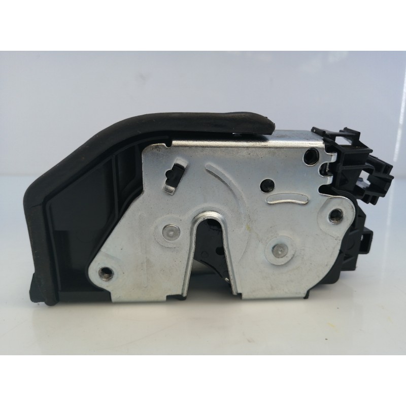 Recambio de cerradura puerta delantera derecha para bmw serie 3 touring (e91) 330xd referencia OEM IAM 660276EDMF20  E1-A3-43-2