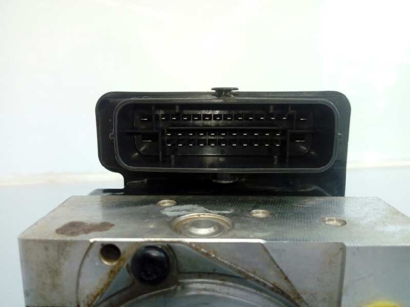 Recambio de abs para hyundai i30 classic gls referencia OEM IAM 2L58920800 2L58920800 E2-B5-5-1
