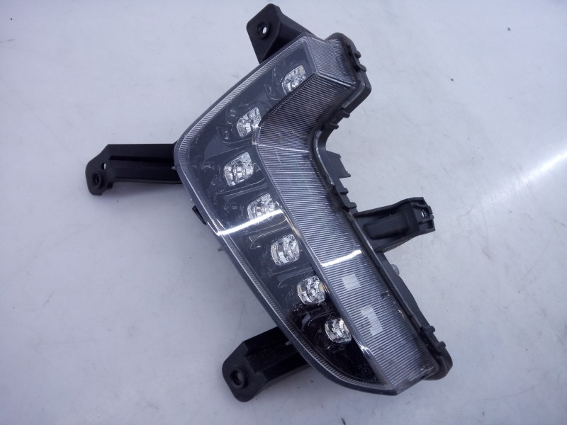 Recambio de piloto delantero izquierdo para hyundai ioniq hybrid referencia OEM IAM 92207G2000  E2-B5-54-2