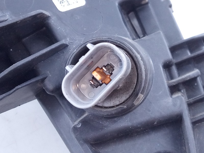 Recambio de piloto delantero izquierdo para hyundai ioniq hybrid referencia OEM IAM 92207G2000  E2-B5-54-2