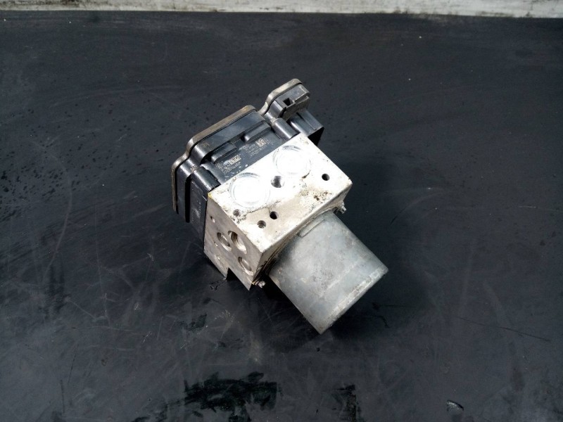 Recambio de abs para bmw x5 (f15) xdrive40d referencia OEM IAM 3451686479401 DXC9F15ACC P3-A8-23-2