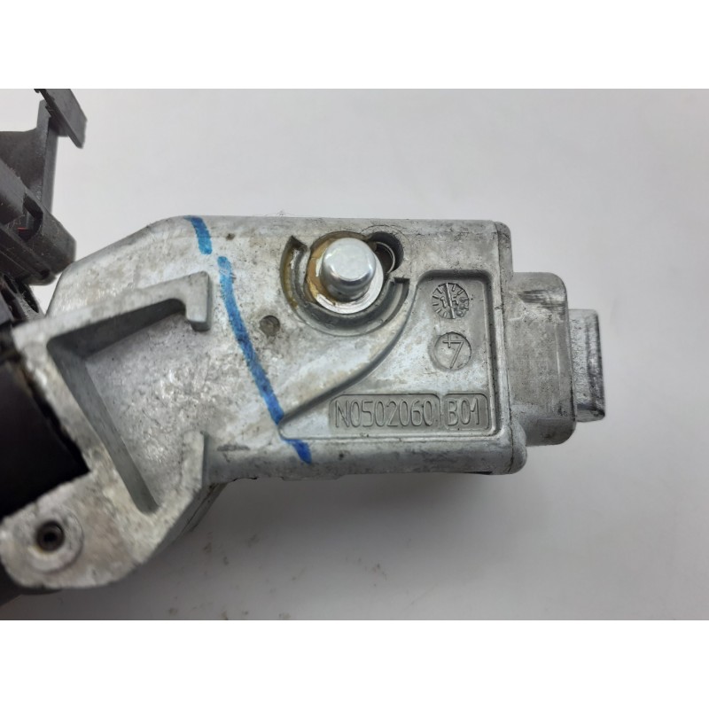 Recambio de antirrobo para dacia duster ambiance 4x2 referencia OEM IAM 487006431R N0502060B01 E2-A1-44-3