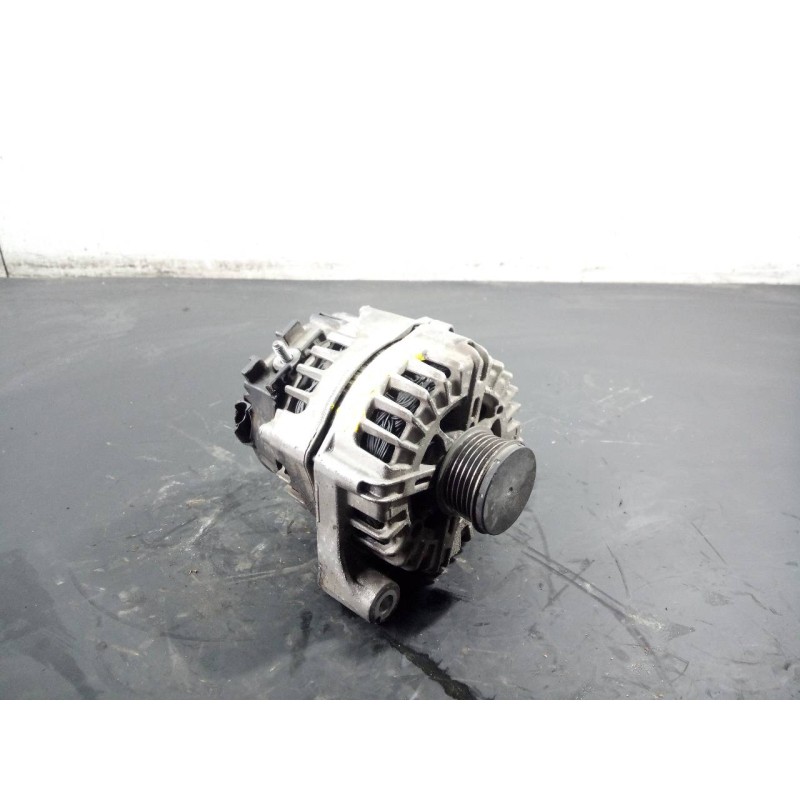 Recambio de alternador para bmw x5 (f15) xdrive40d referencia OEM IAM 8570675AI04 FG23S 68 P3-A4-23-5