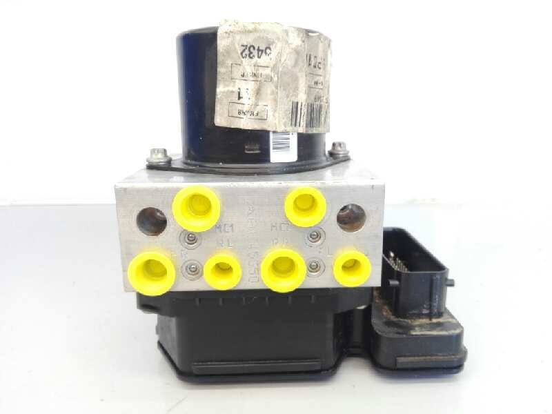 Recambio de abs para opel insignia berlina cosmo referencia OEM IAM 13332544 60245350 E2-B6-20-1