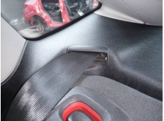 CINTURON SEGURIDAD TRASERO DERECHO 