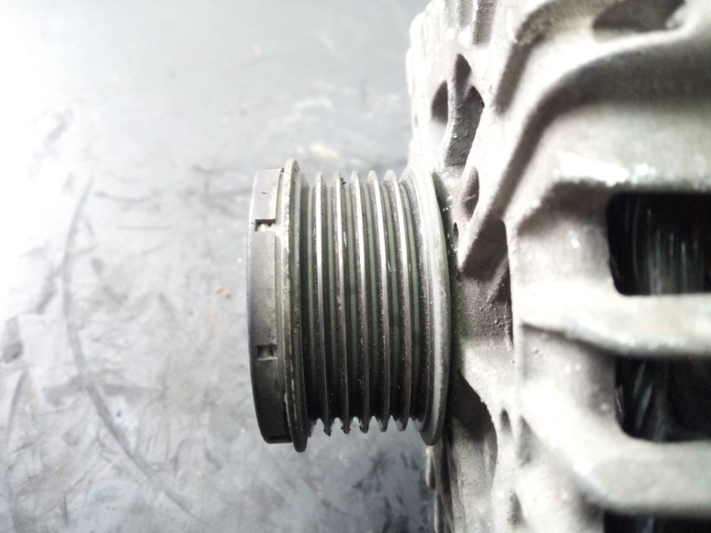 Recambio de alternador para bmw x5 (f15) xdrive40d referencia OEM IAM 8570675AI04 FG23S 68 P3-A4-23-5