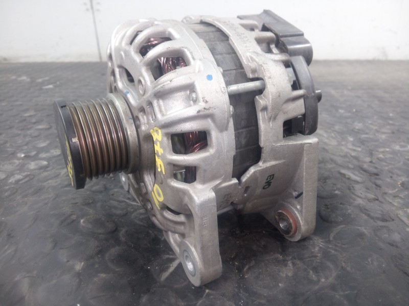 Recambio de alternador para dacia sandero stepway referencia OEM IAM 231002654R  P3-A5-13-3