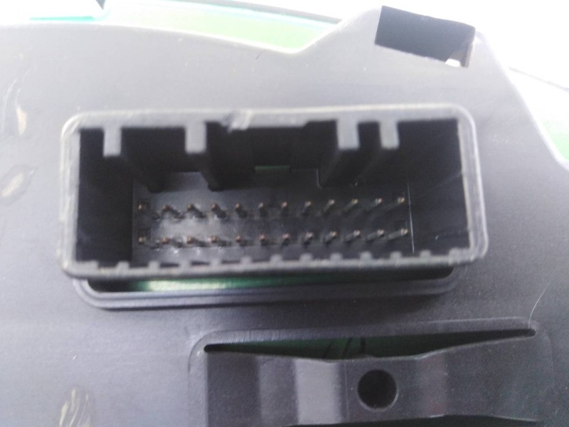 Recambio de cuadro instrumentos para dacia duster ambiance 4x2 referencia OEM IAM 248106459R  E2-A1-40-7