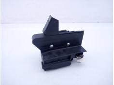 Recambio de cerradura puerta trasera derecha para dacia sandero stepway referencia OEM IAM 825022281RG  E1-A1-43-1 2