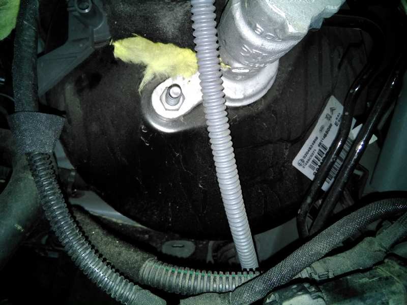 Recambio de servofreno para citroën ds3 desire referencia OEM IAM 9811465080  