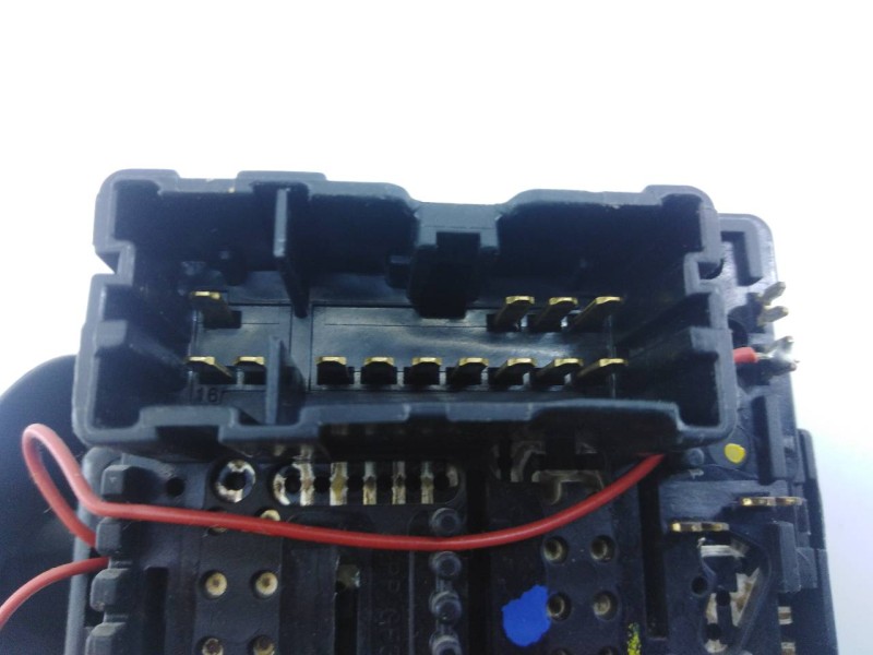 Recambio de mando limpia para dacia duster ambiance 4x2 referencia OEM IAM E1109568  E2-A1-44-3