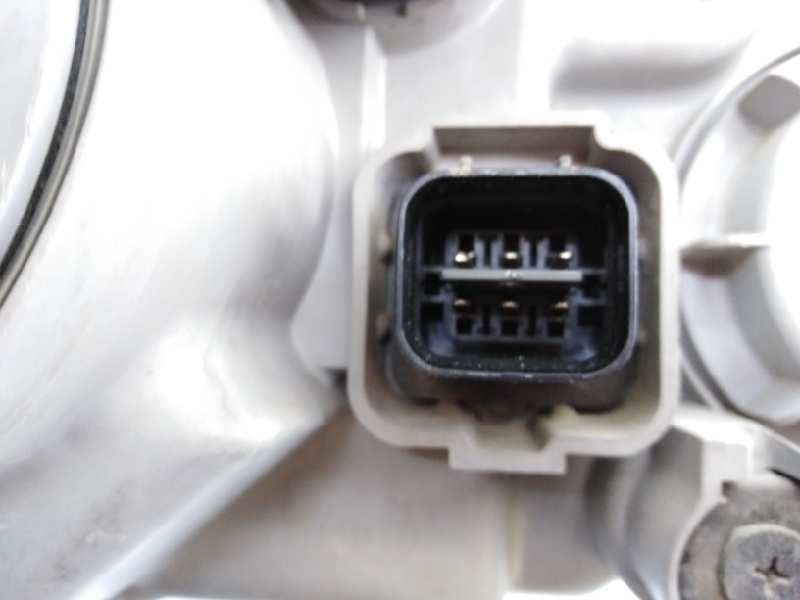 Recambio de faro izquierdo para hyundai trajet (fo) 2.0 crdi gls referencia OEM IAM   E2-B5-28-2