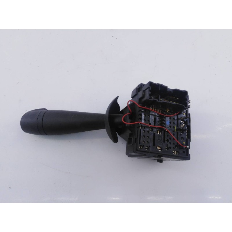 Recambio de mando limpia para dacia duster ambiance 4x2 referencia OEM IAM E1109568  E2-A1-44-3