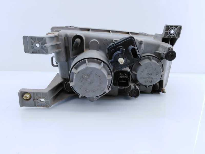 Recambio de faro izquierdo para hyundai trajet (fo) 2.0 crdi gls referencia OEM IAM   E2-B5-28-2