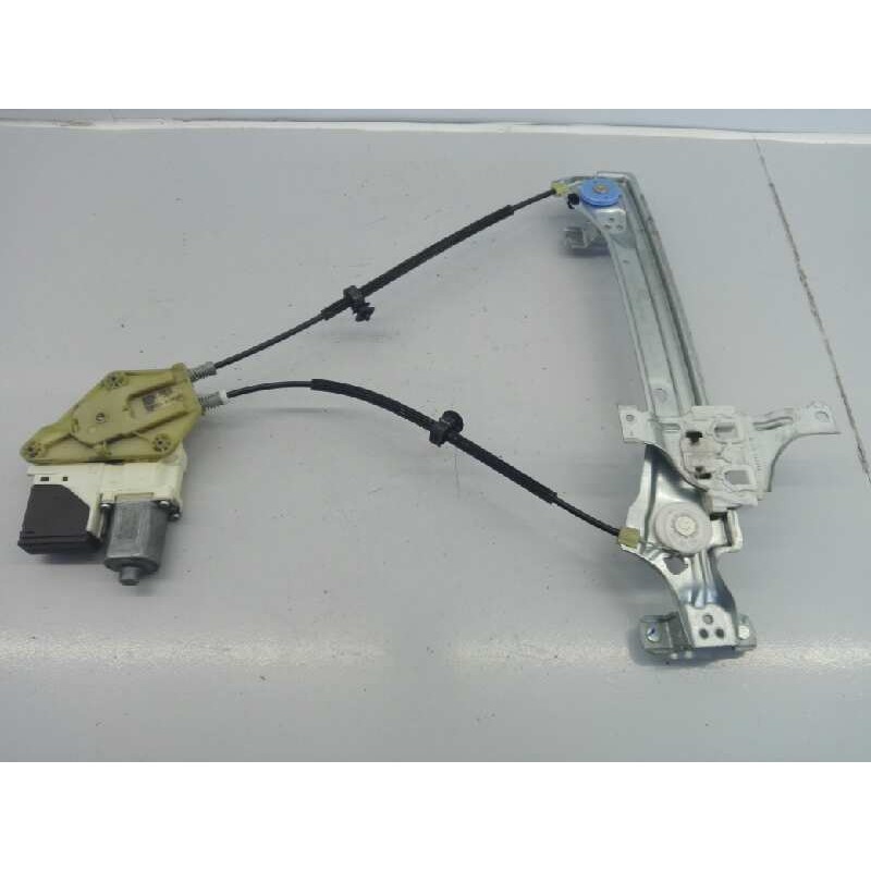 Recambio de elevalunas trasero derecho para renault megane iii berlina 5 p expression referencia OEM IAM 827306548R 966363200 