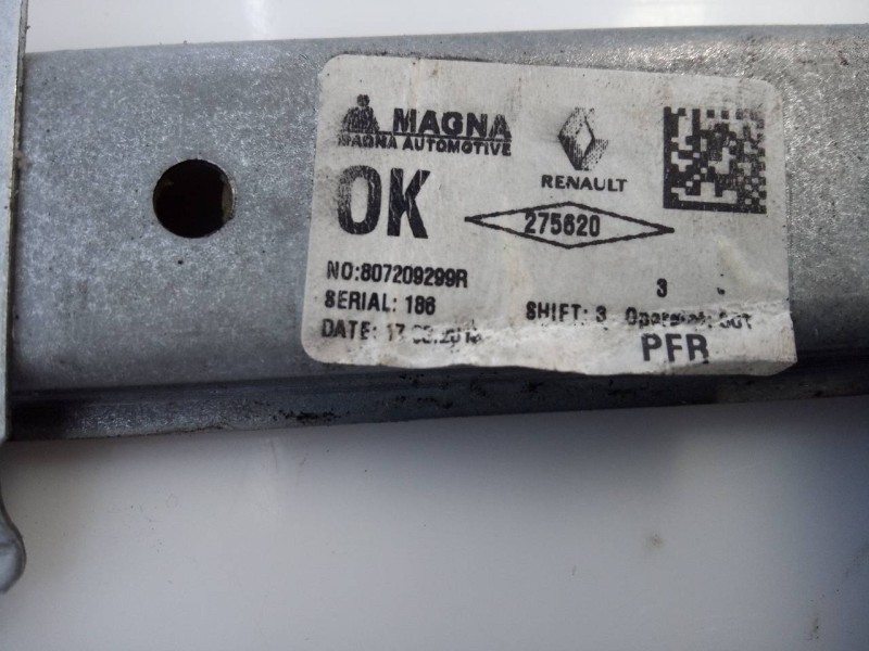 Recambio de elevalunas delantero derecho para dacia sandero stepway referencia OEM IAM 807209299R  E1-A1-36-1