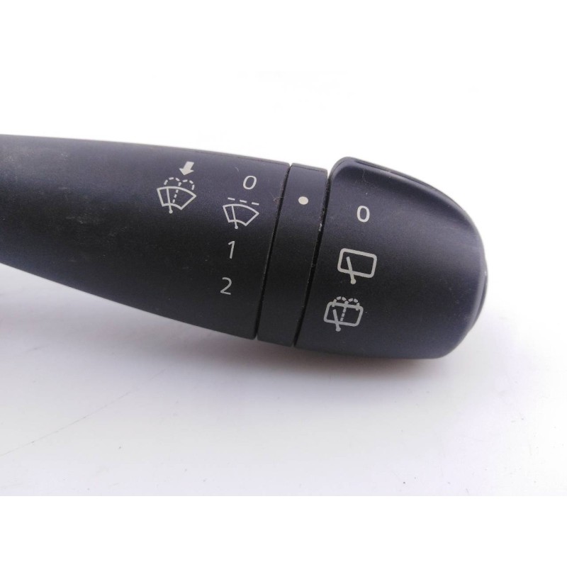 Recambio de mando limpia para dacia duster ambiance 4x2 referencia OEM IAM E1109568  E2-A1-44-3