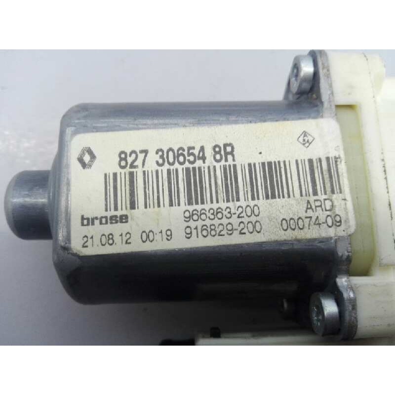 Recambio de elevalunas trasero derecho para renault megane iii berlina 5 p expression referencia OEM IAM 827306548R 966363200 