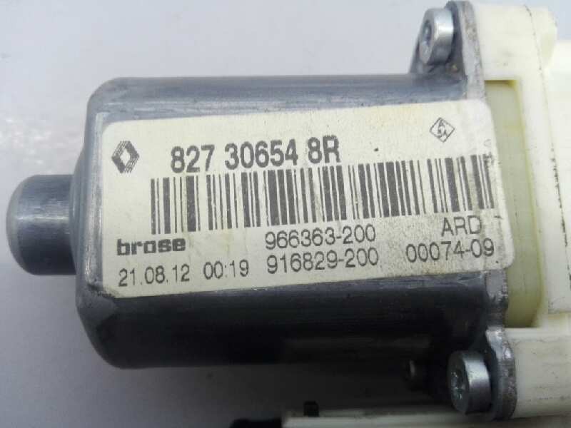 Recambio de elevalunas trasero derecho para renault megane iii berlina 5 p expression referencia OEM IAM 827306548R 966363200 