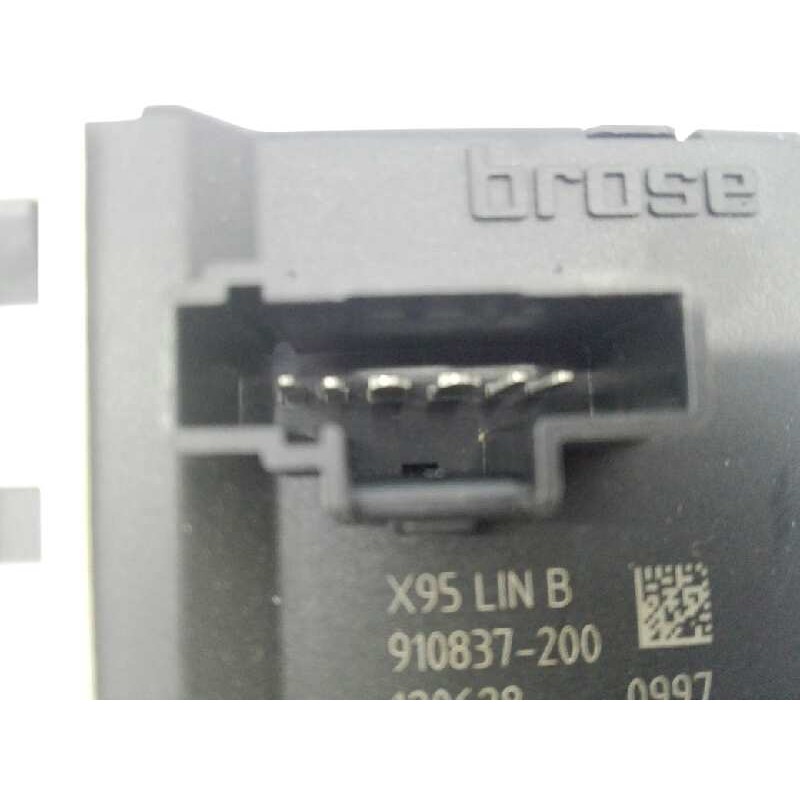 Recambio de elevalunas trasero derecho para renault megane iii berlina 5 p expression referencia OEM IAM 827306548R 966363200 