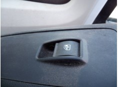 MANDO ELEVALUNAS DELANTERO DERECHO 