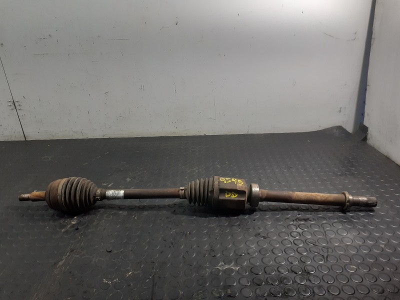 Recambio de transmision delantera derecha para dacia duster ambiance 4x2 referencia OEM IAM 39100384R  P1-B6-22