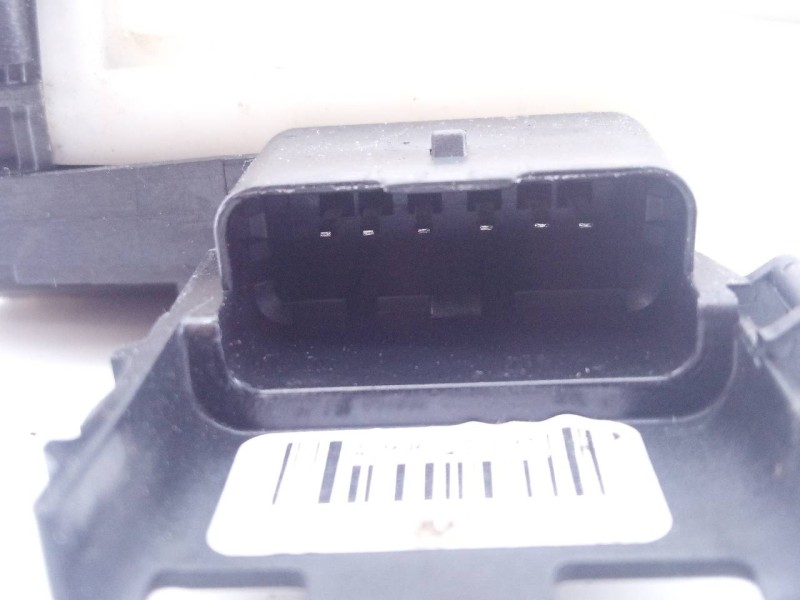 Recambio de cerradura puerta delantera derecha para citroën berlingo station wagon feel referencia OEM IAM 7247X191813  E1-A4-44