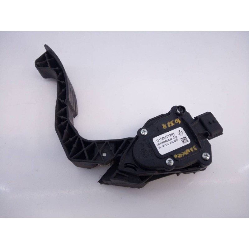 Recambio de pedal acelerador para dacia sandero stepway referencia OEM IAM 180022703R 6PV00997803 E2-A1-14-2