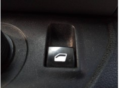 MANDO ELEVALUNAS DELANTERO DERECHO 