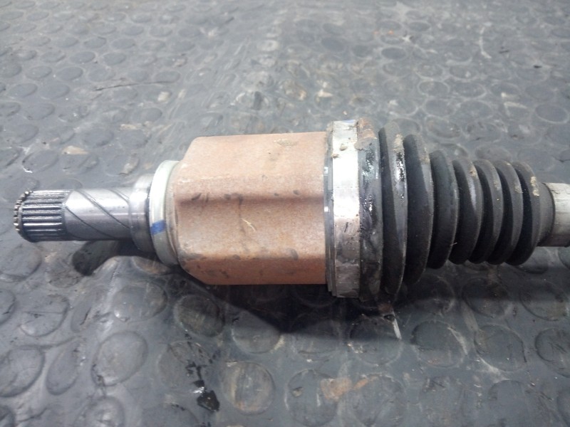 Recambio de transmision delantera izquierda para dacia sandero stepway referencia OEM IAM 391017832R  P1-A6-41