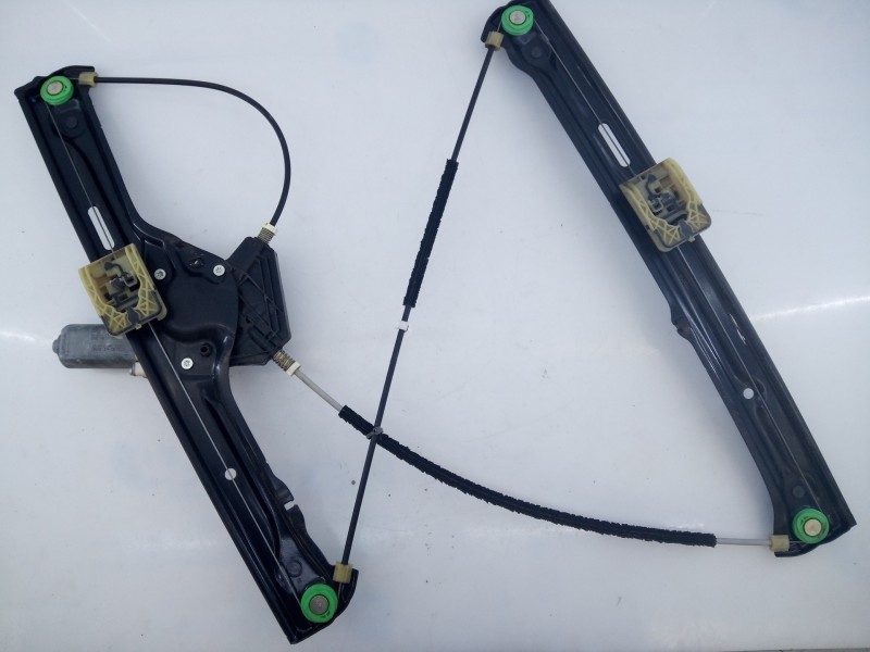 Recambio de elevalunas delantero derecho para bmw x5 (f15) xdrive40d referencia OEM IAM C11469101A 0930144A1337 E1-A3-44-2