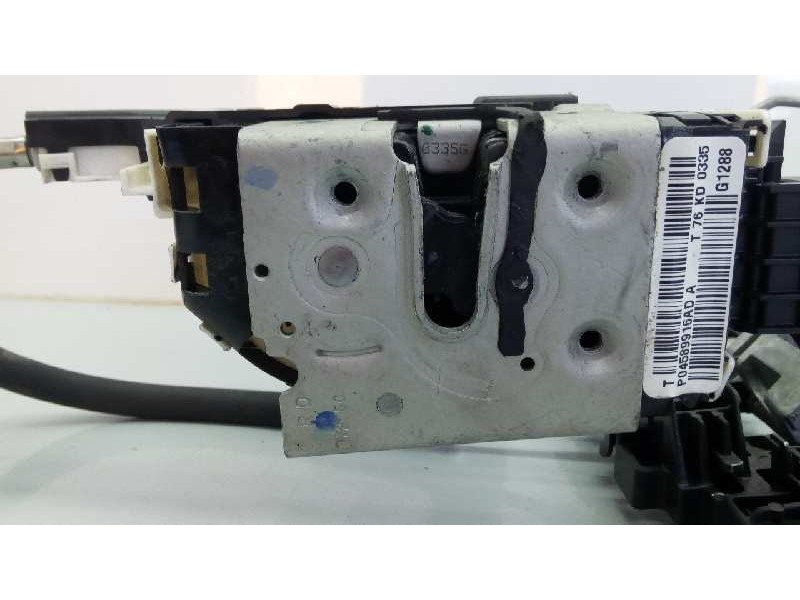 Recambio de cerradura puerta delantera derecha para fiat freemont (345) urban referencia OEM IAM P04589916ADA  E2-B2-8-1