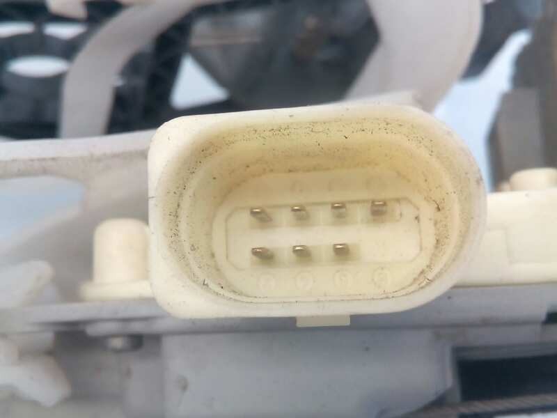 Recambio de cerradura puerta trasera izquierda para volkswagen passat berlina (3c2) advance referencia OEM IAM 3C4839015A  E1-B6