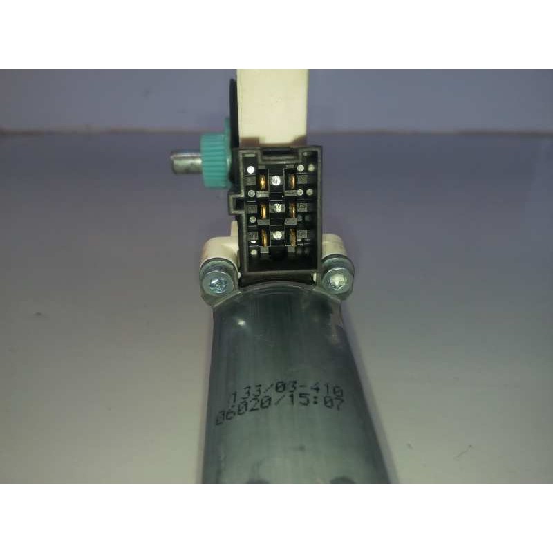 Recambio de motor elevalunas trasero derecho para mercedes-benz clase b (w245) 180 cdi (245.207) referencia OEM IAM 1698204642  