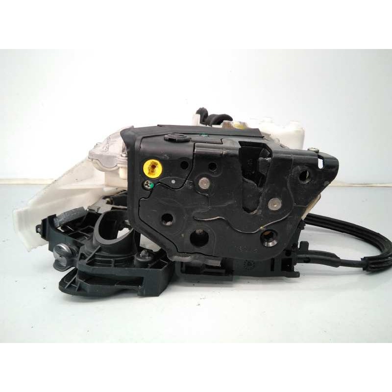 Recambio de cerradura puerta trasera izquierda para volkswagen passat variant (3c5) 2.0 tdi referencia OEM IAM 3C4839015A  E1-B6