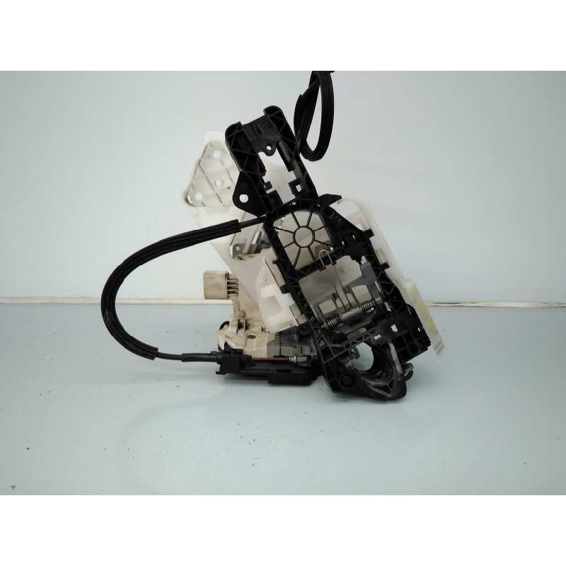 Recambio de cerradura puerta trasera izquierda para volkswagen passat variant (3c5) 2.0 tdi referencia OEM IAM 3C4839015A  E1-B6