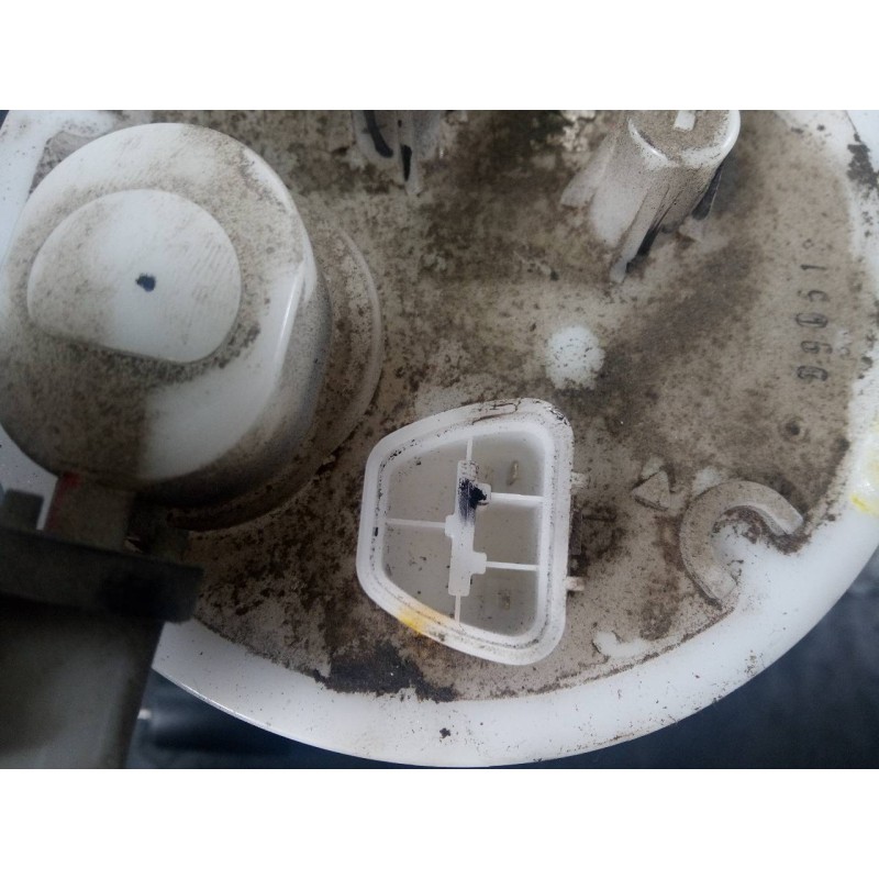 Recambio de aforador para hyundai ix20 gls comfort referencia OEM IAM 811101P900  P3-A6-9-3