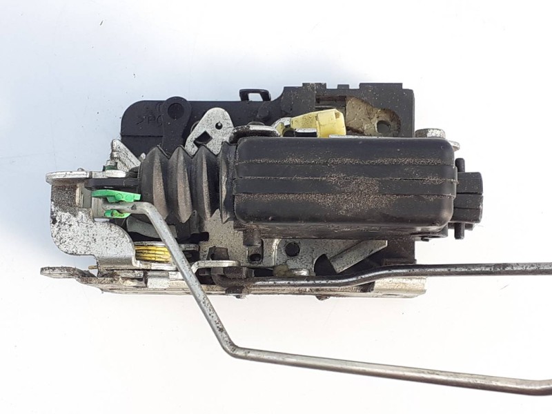 Recambio de cerradura puerta delantera izquierda para dacia logan laureate referencia OEM IAM   E1-A1-8-2