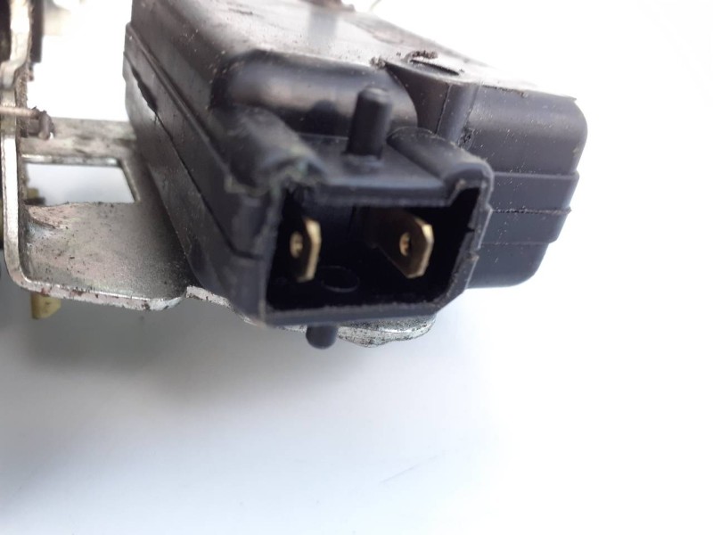 Recambio de cerradura puerta delantera izquierda para dacia logan laureate referencia OEM IAM   E1-A1-8-2