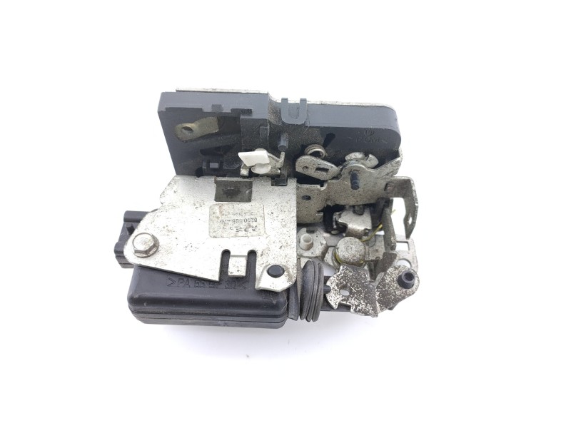 Recambio de cerradura puerta trasera derecha para dacia logan laureate referencia OEM IAM   E1-A1-40-2